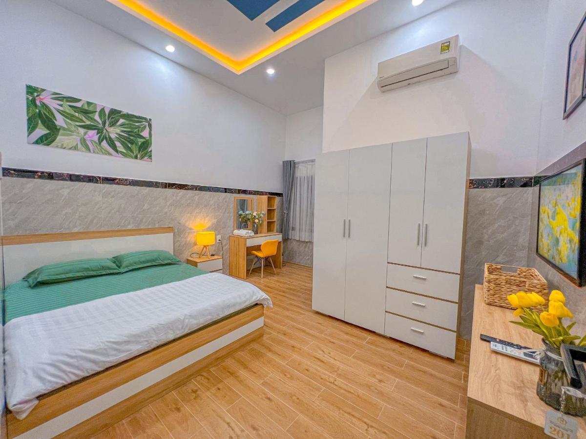 Homestay Qhome Chi Khu Co Ong Extérieur photo