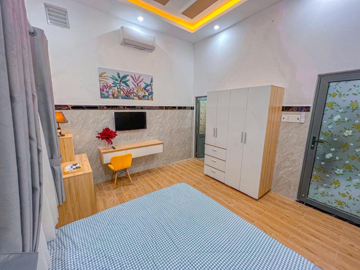 Homestay Qhome Chi Khu Co Ong Extérieur photo