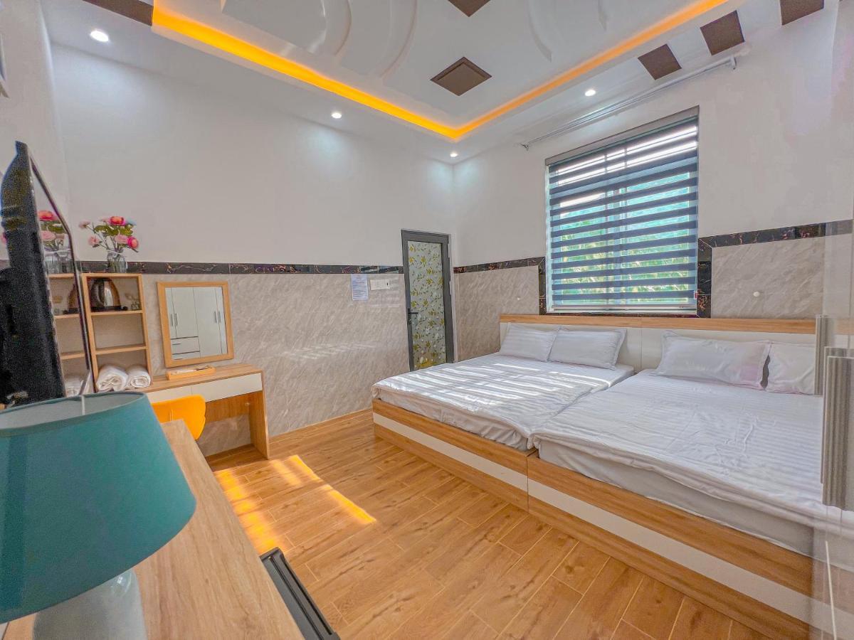 Homestay Qhome Chi Khu Co Ong Extérieur photo